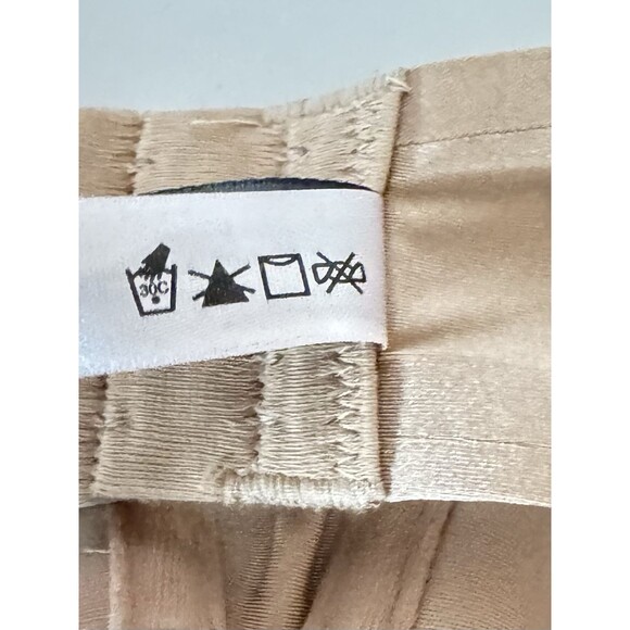 Ambrielle Bra 34D Beige Push Up Plunge Underwire Adjustable Straps NWT RN93677 - Picture 8 of 9